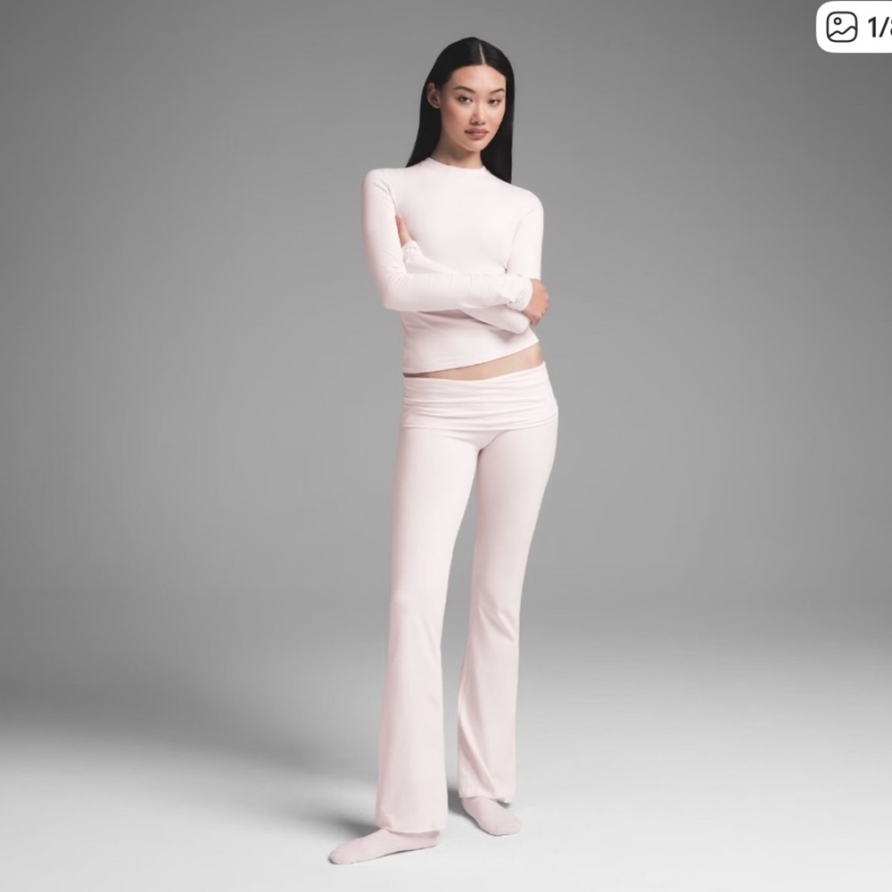 *NWT* SKIMS “barely pink” Cotton Jersey Foldover Pants